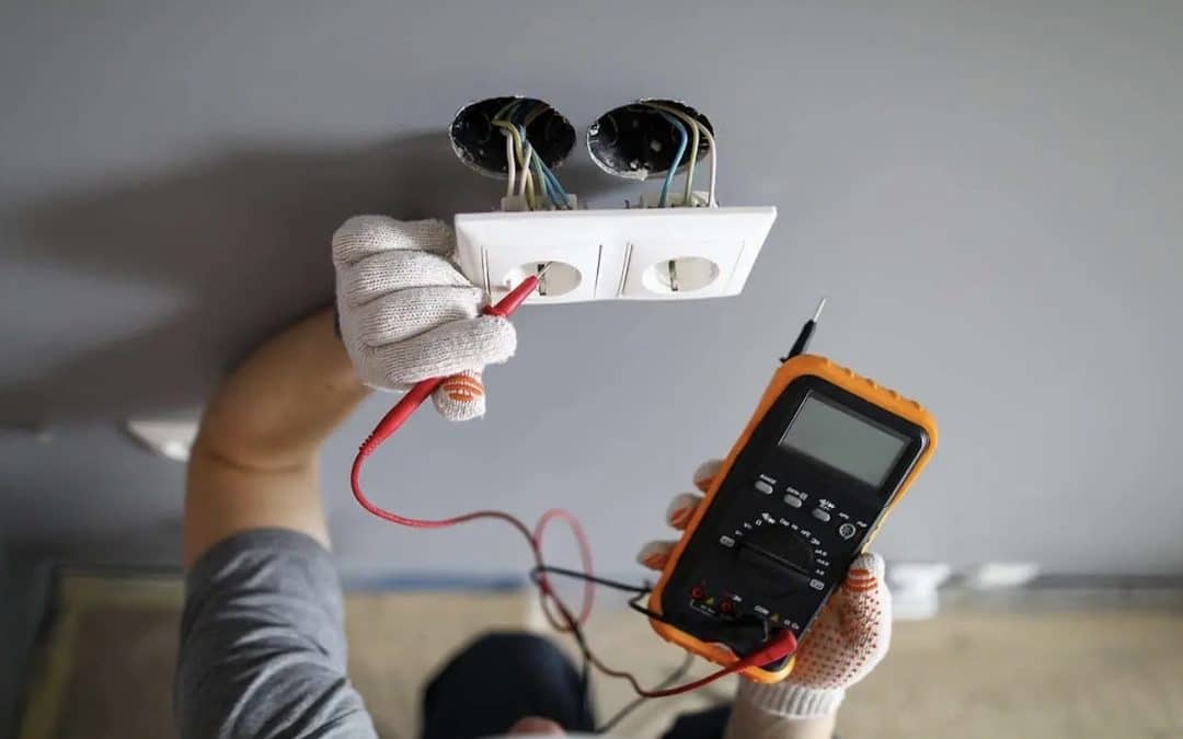 Prise/interrupteur qui chauffe